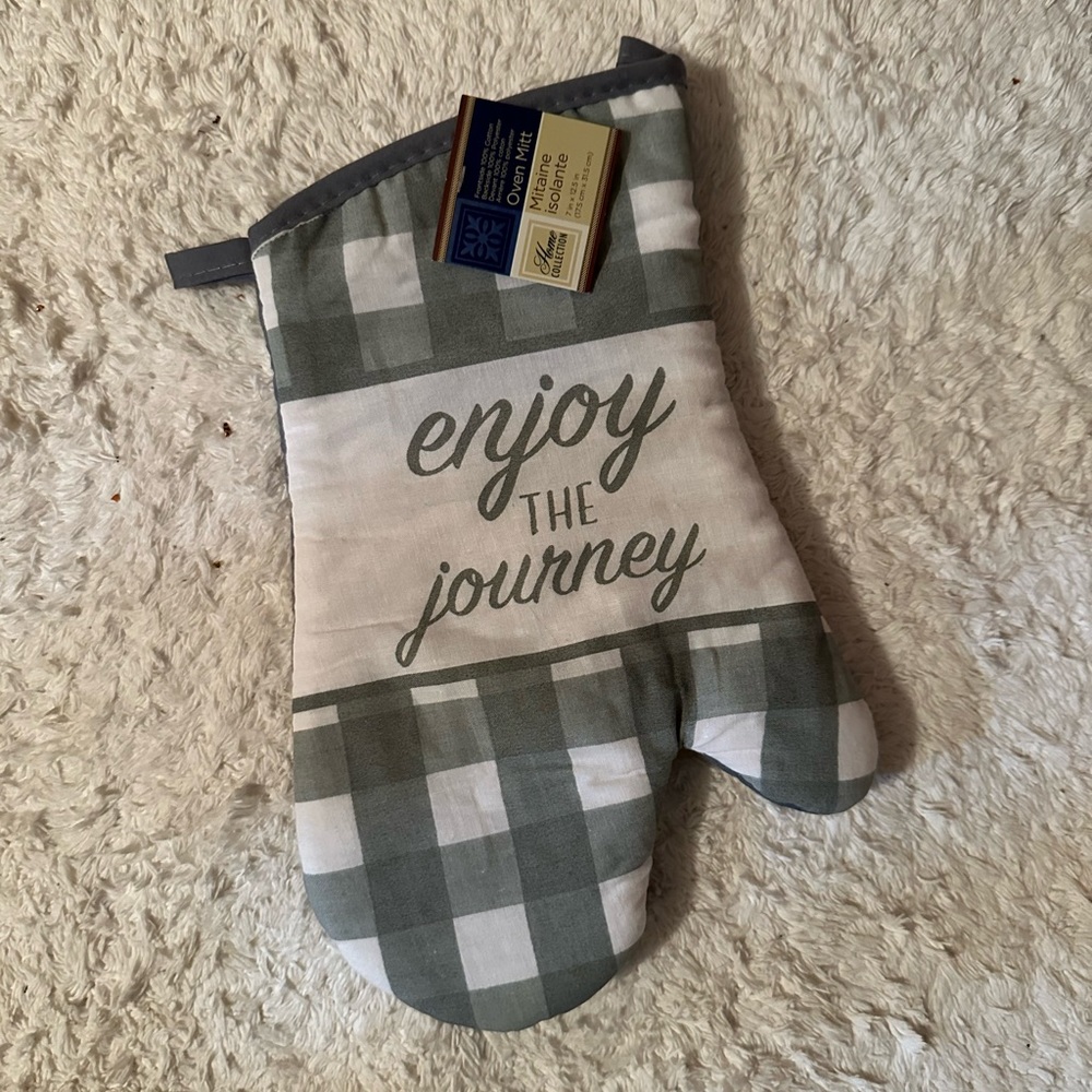 PLAID OVEN MITT